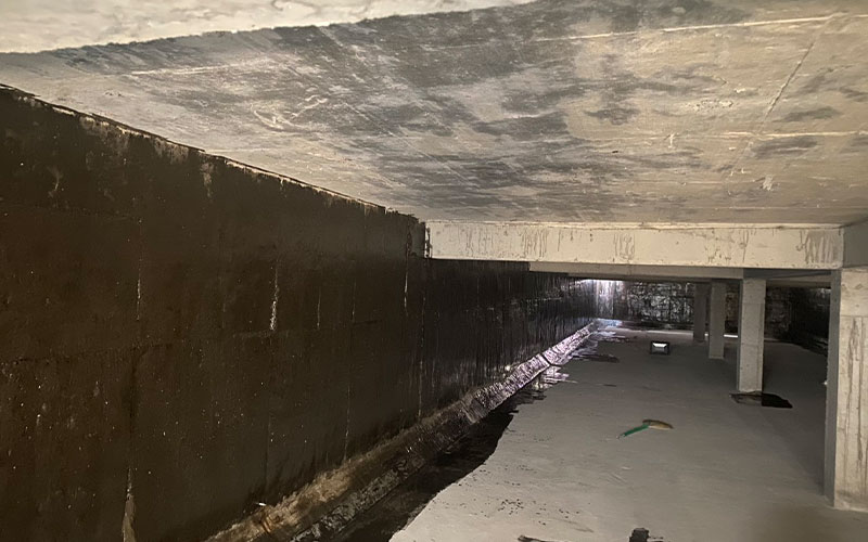 ro-ri-nuoc-tang-ham-nha-xuong